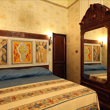 Bed and Breakfast Antica Dimora Dell'Orso Rzym Zewnętrze zdjęcie